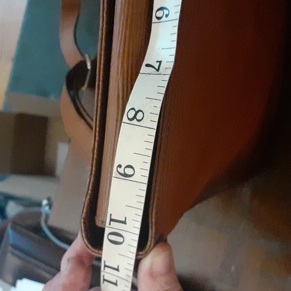 Vintage Fendi Leather Crossbody Bag - Picture 11 of 12